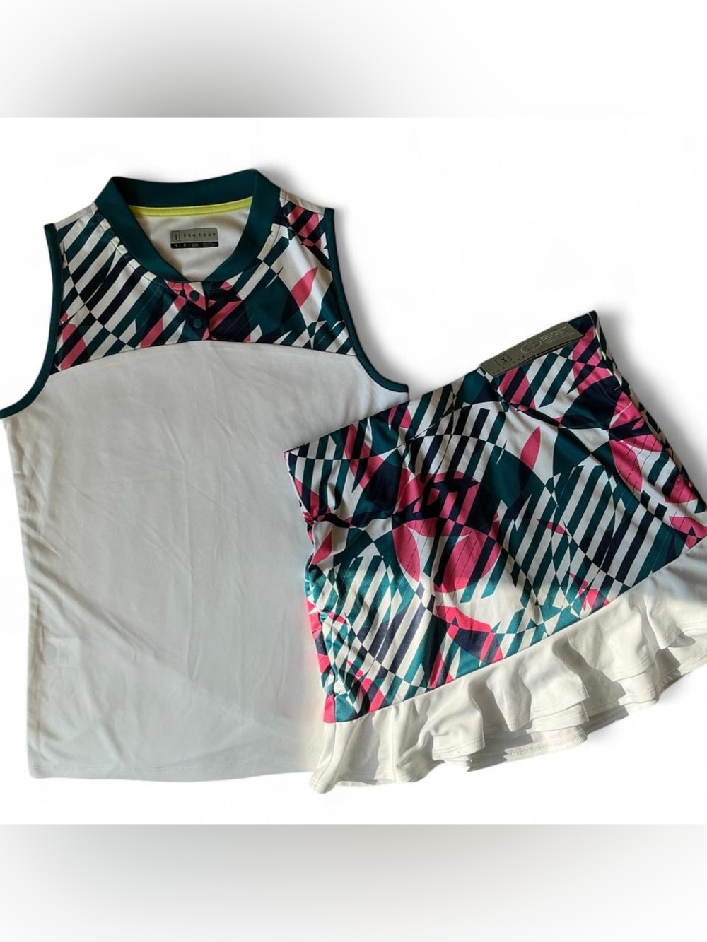 PGA Tour Women’s Golf Skirt Set